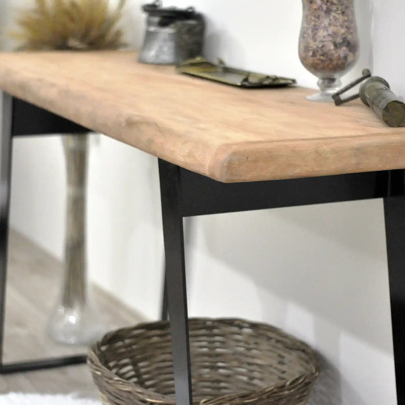 Rustic Entryway Wooden Console Table with iron leg