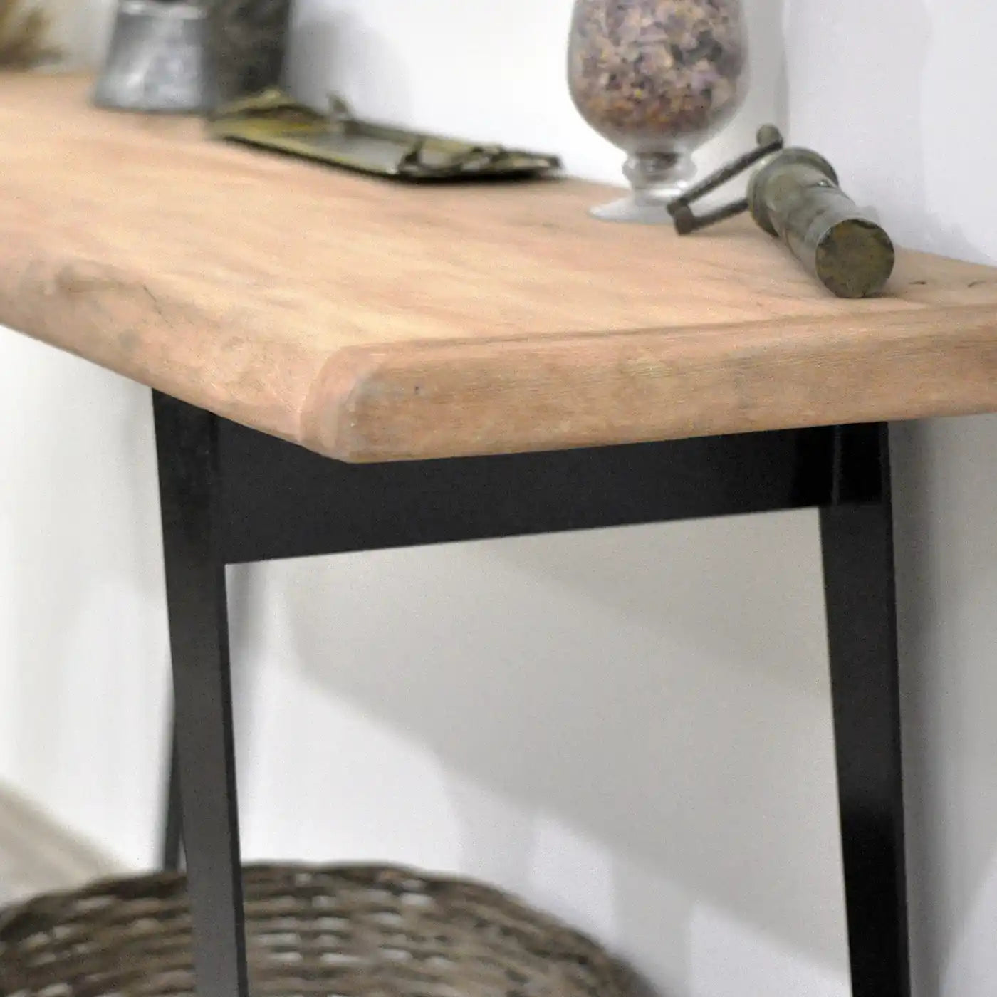 Rustic Entryway Wooden Console Table with iron leg